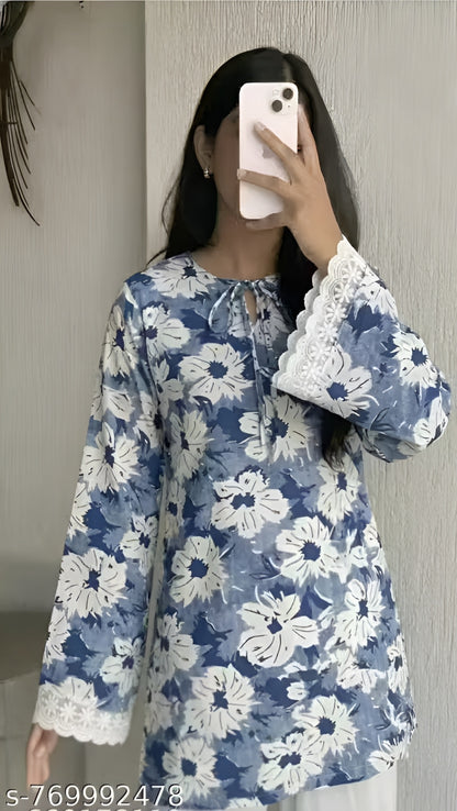 Fancy Graceful Women Tops & Tunics