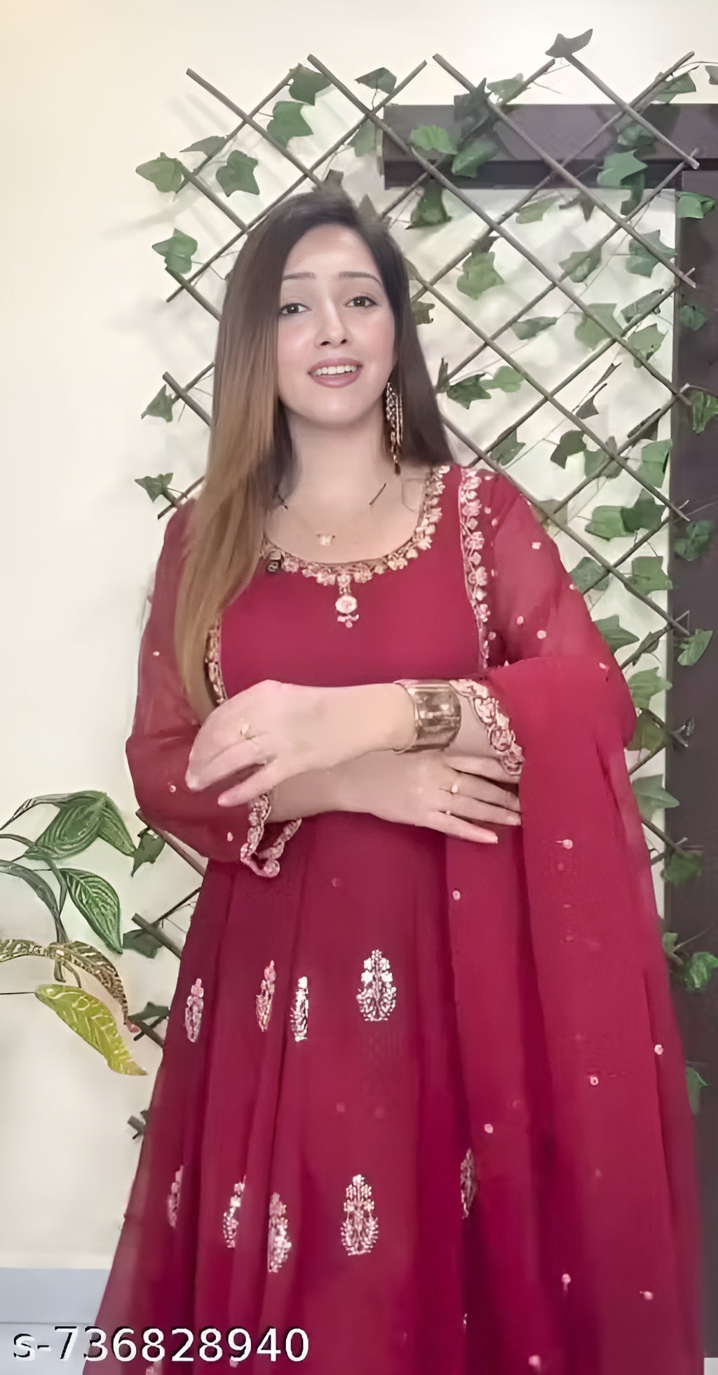 Inaaya Ravishing Women Gown and Dupatta